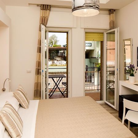Sorrento Comfort Rooms Con Piscina 외부 사진
